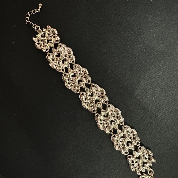 Sara Gabriel Gold Sparkle Bracelet - Picture 3 of 3